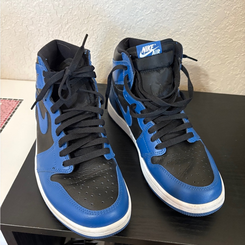 Men’s Jordan 1s